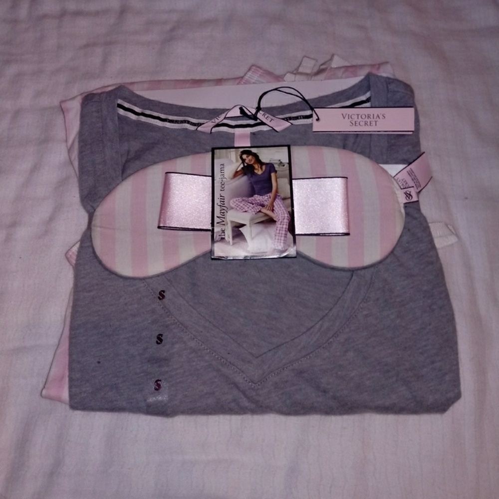 New Vicki secret  tee-jama with matching eye mask